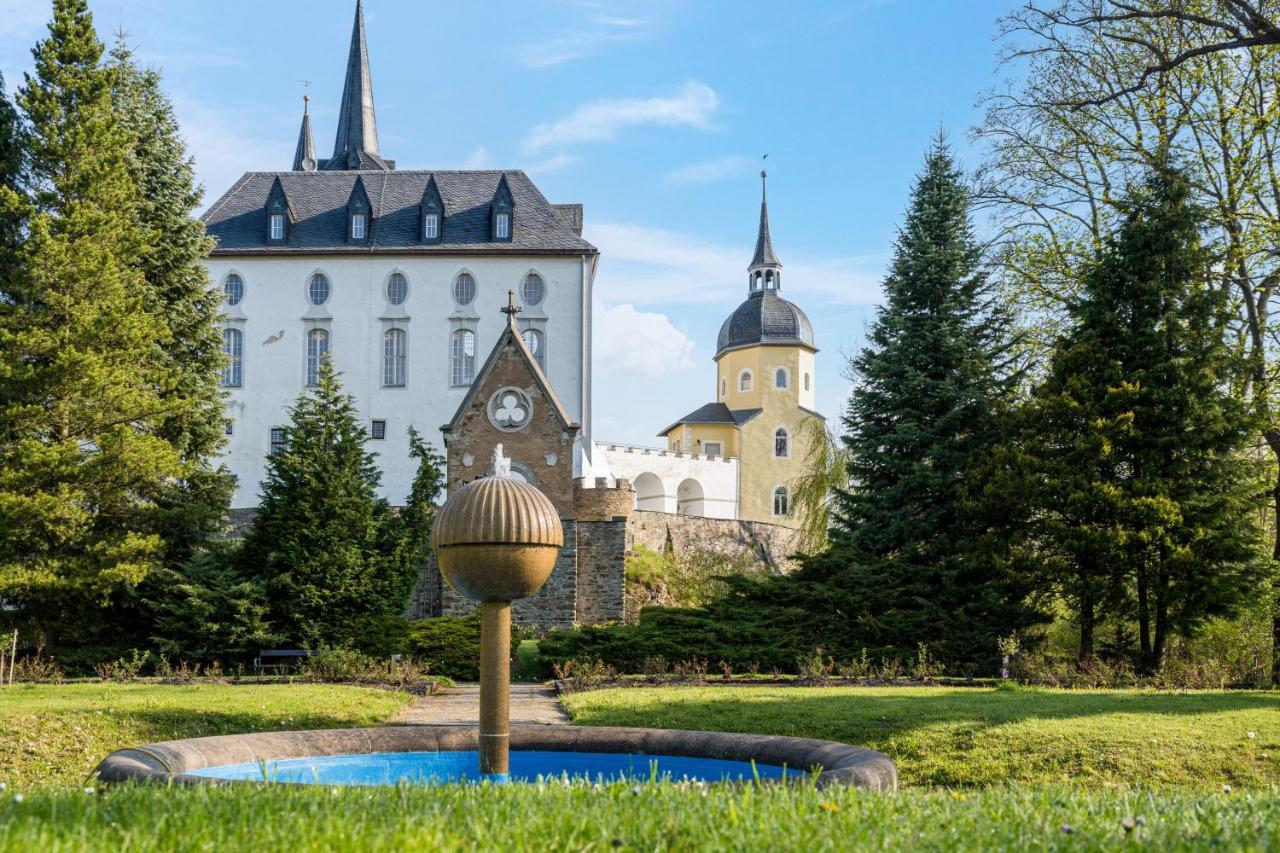 Schloss Purschenstein Neuhausen  Luaran gambar