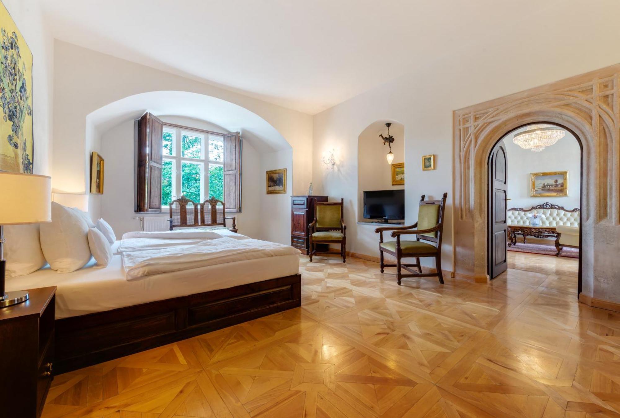 Schloss Purschenstein Neuhausen  Bilik gambar