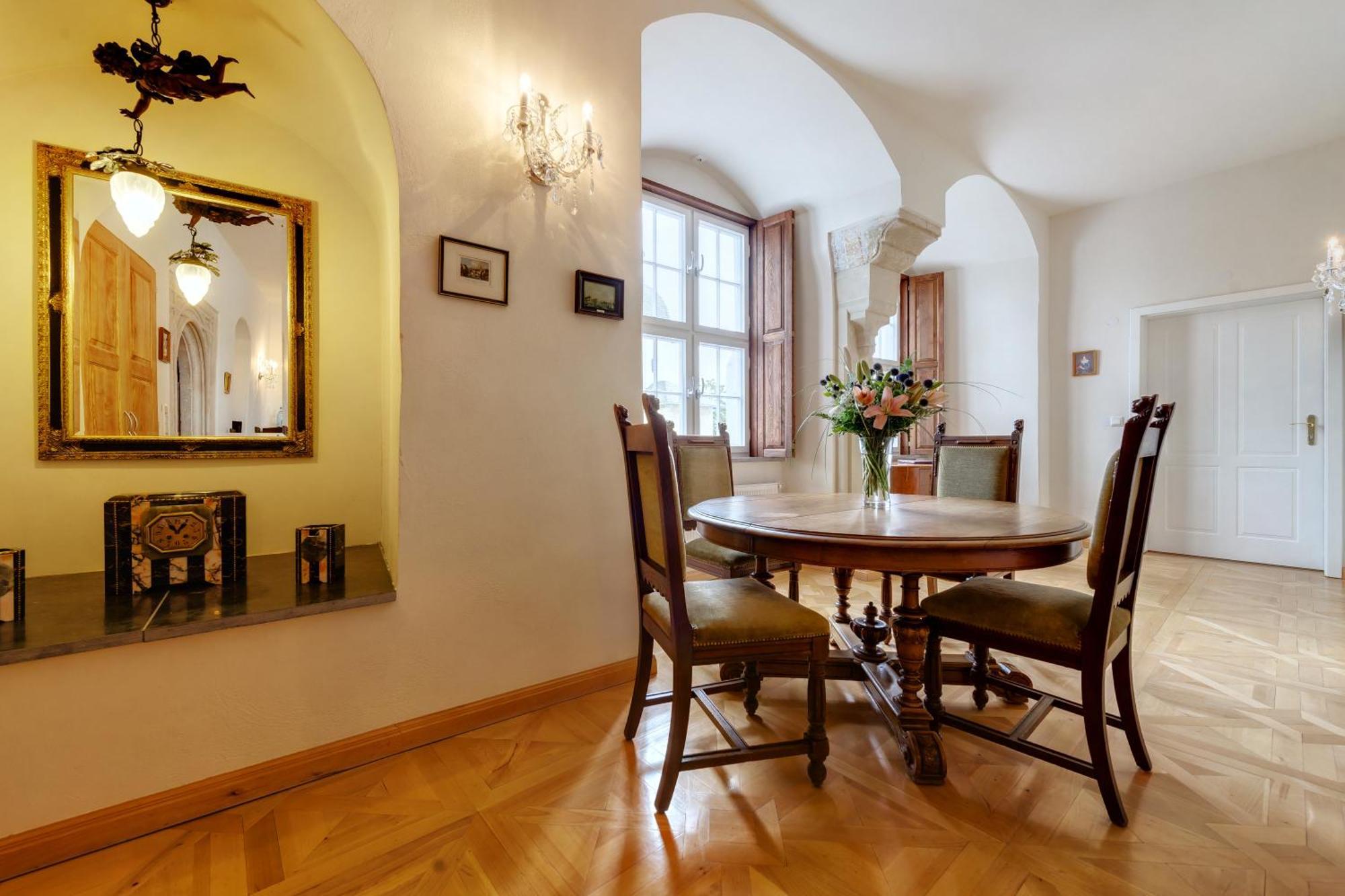 Schloss Purschenstein Neuhausen  Bilik gambar
